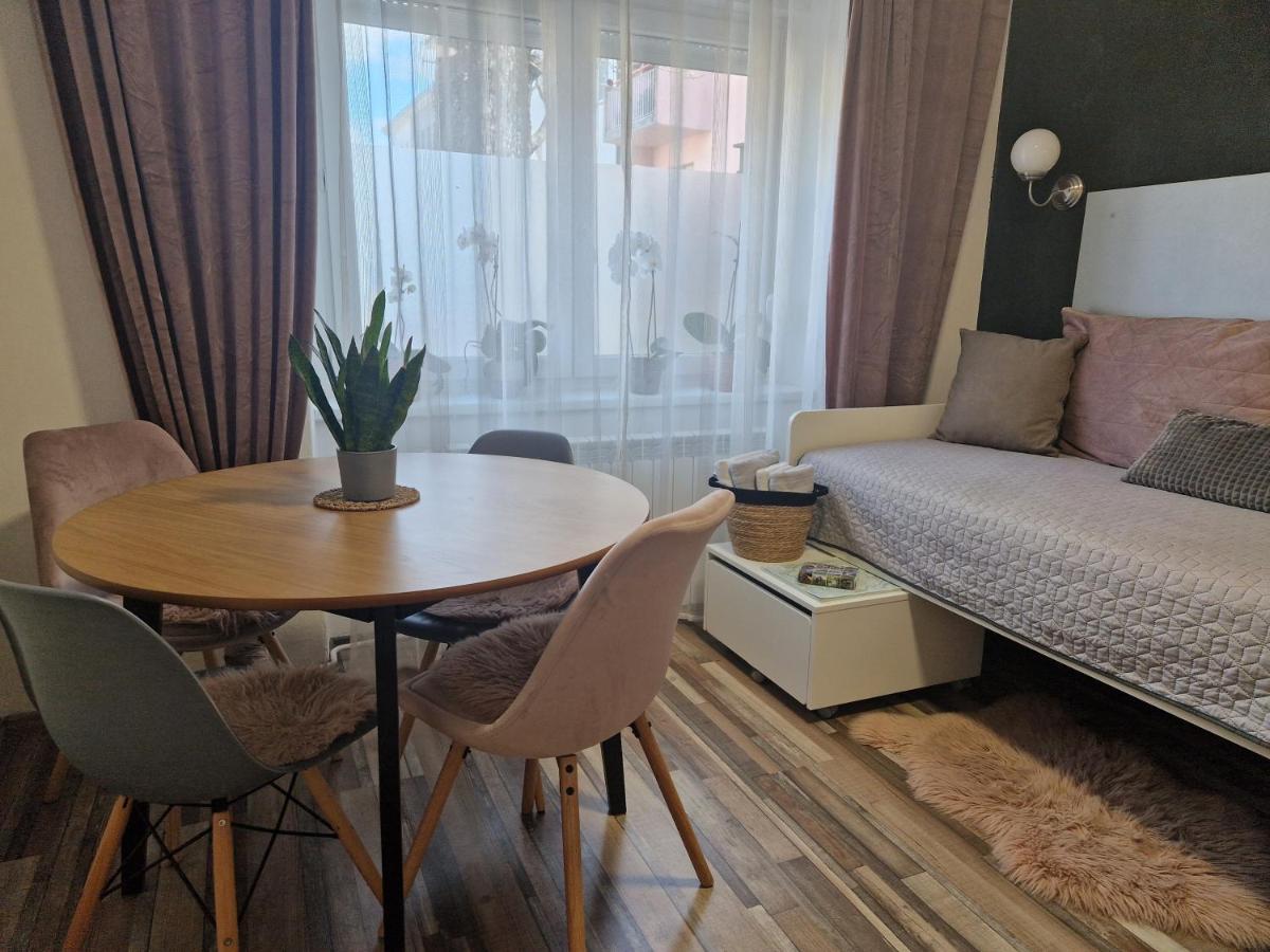 Friz&Fany Postojna City Center Kültér fotó
